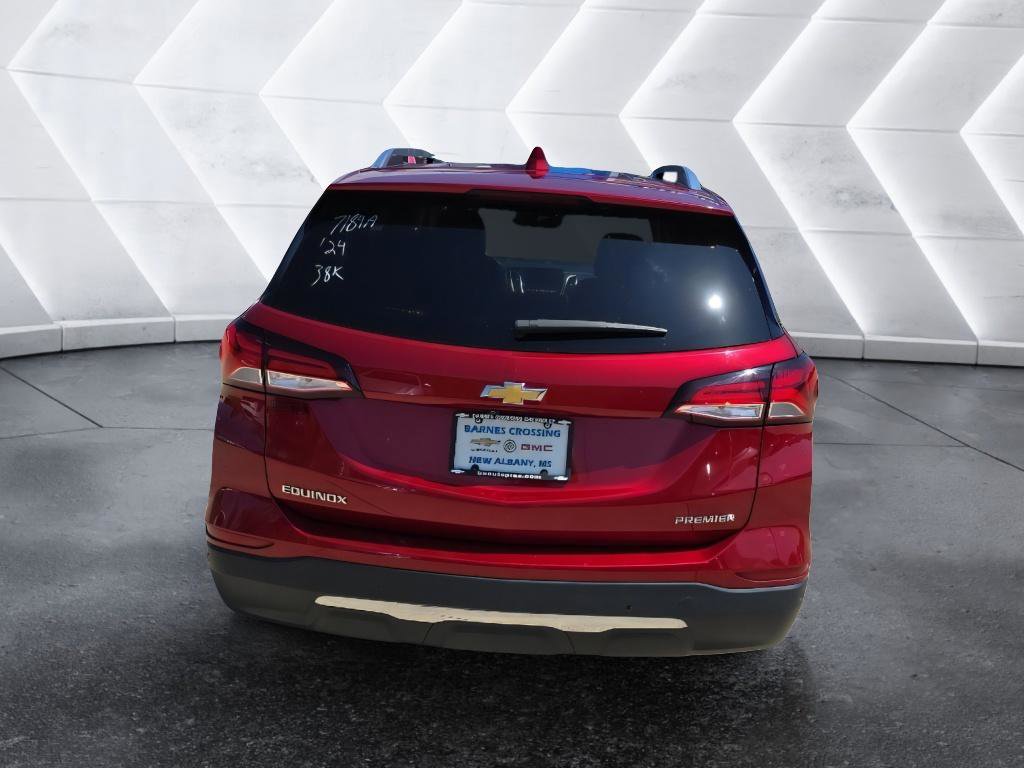 Used 2024 Chevrolet Equinox Premier FWD image 6