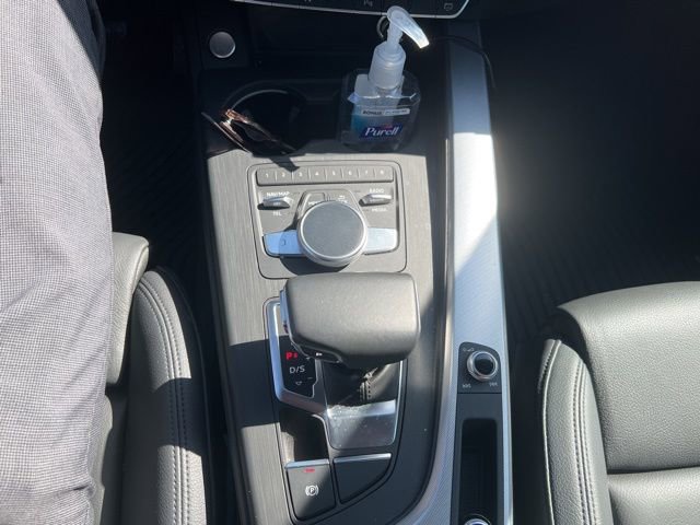 Used 2017 Audi A4 2.0T Premium Plus w/ Premium Plus Package image 5