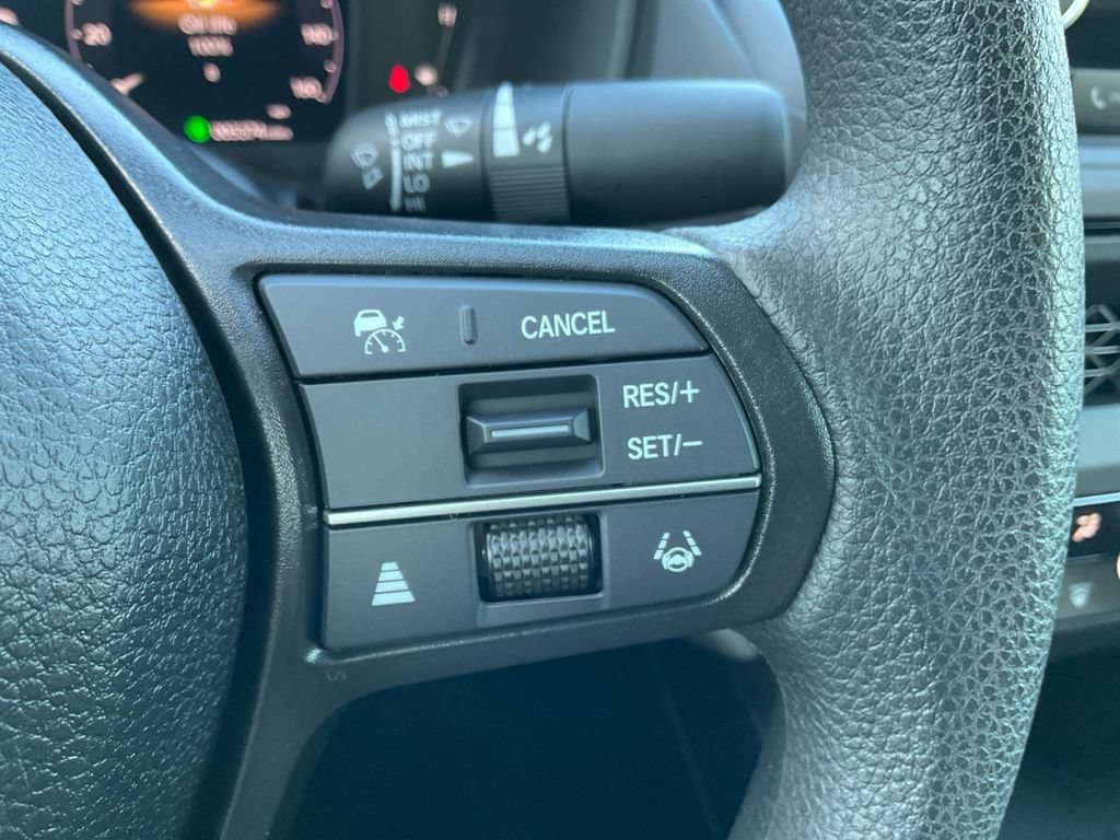 Used 2025 Honda Accord SE image 31