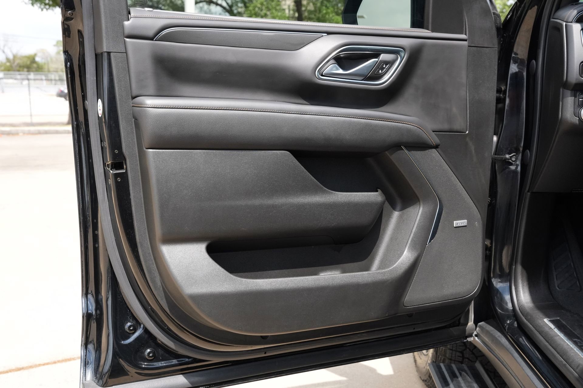 Used 2022 GMC Yukon AT4 image 14