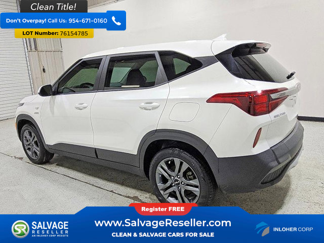 Used 2023 Kia Seltos LX image 3