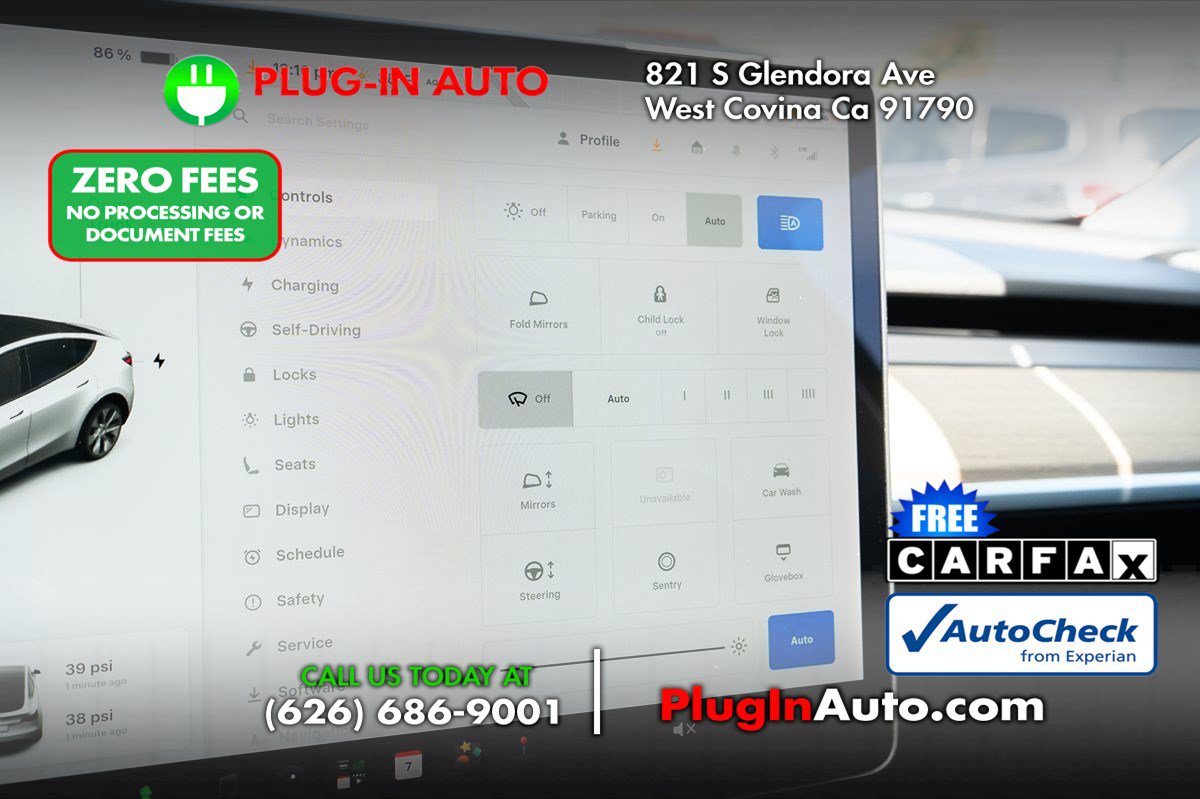 Used 2021 Tesla Model Y Long Range AWD/4WD image 22