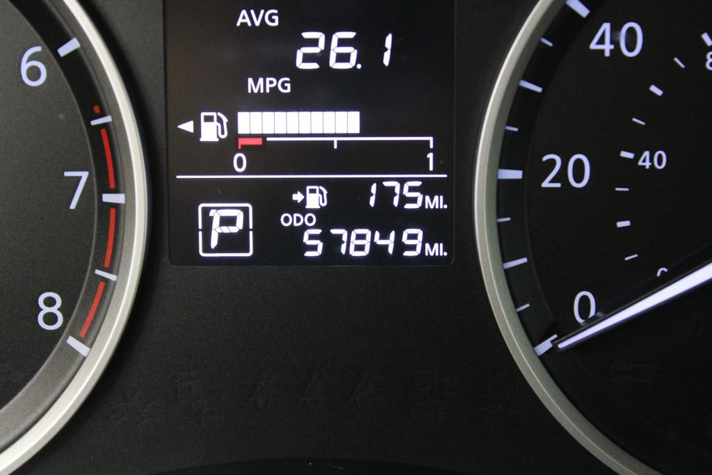 Used 2023 Nissan Kicks S FWD image 11