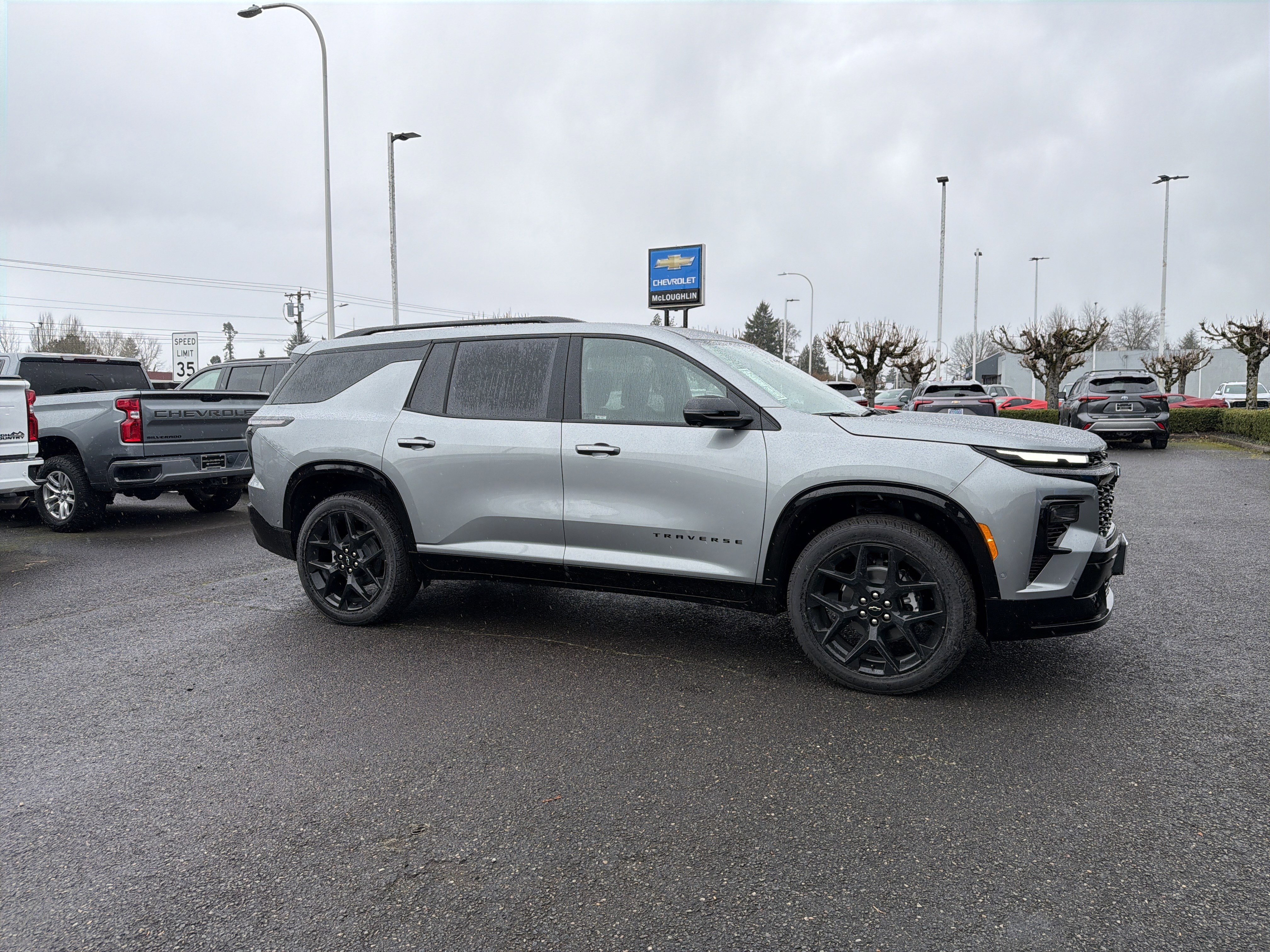 New 2026 Chevrolet Traverse RS image 7