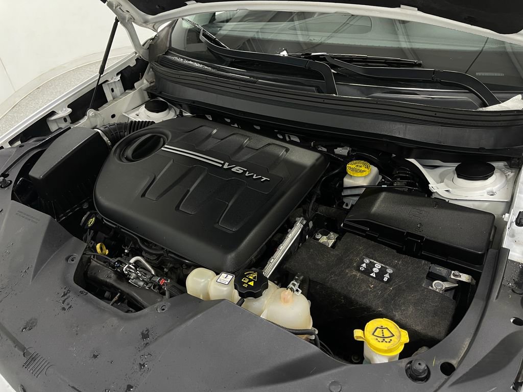 Used 2019 Jeep Cherokee Limited image 27