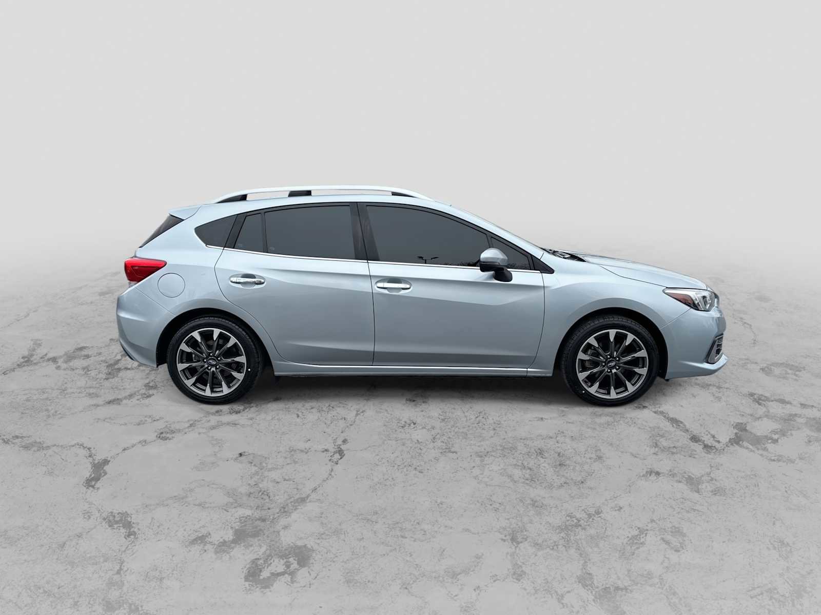 Used 2020 Subaru Impreza 2.0i Limited w/ Popular Package #2 AWD/4WD image 9