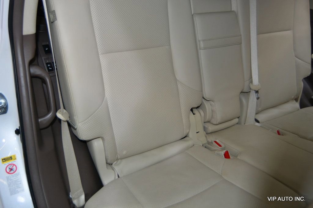 Used 2011 Lexus GX 460 Premium image 25
