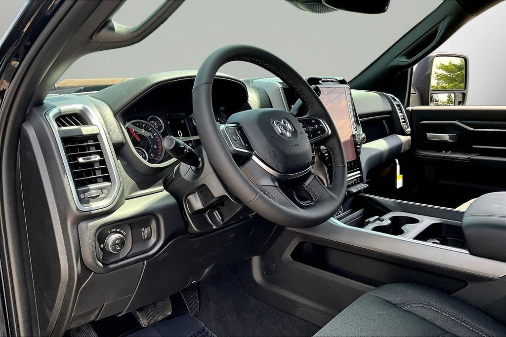 New 2026 RAM 2500 Big Horn AWD/4WD image 7