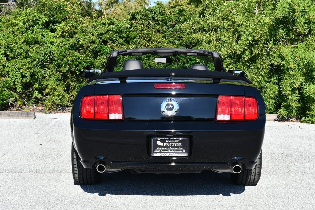 Used 2007 Ford Mustang GT RWD image 40