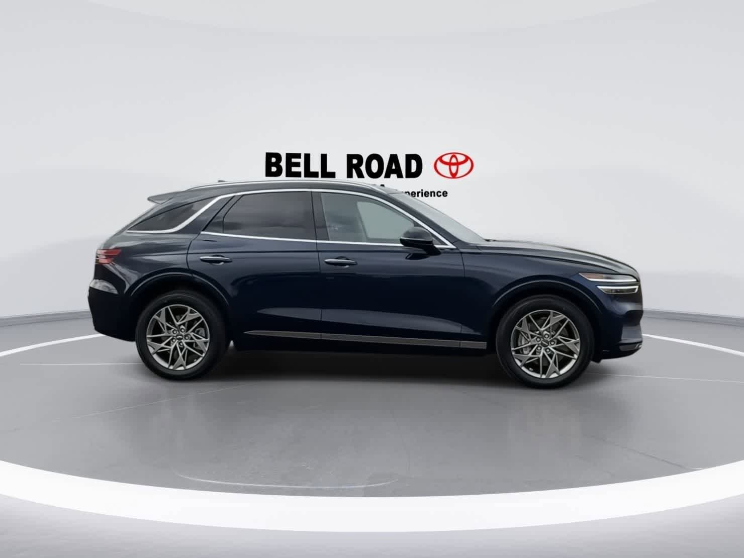 Used 2025 Genesis GV70 2.5T AWD/4WD image 10