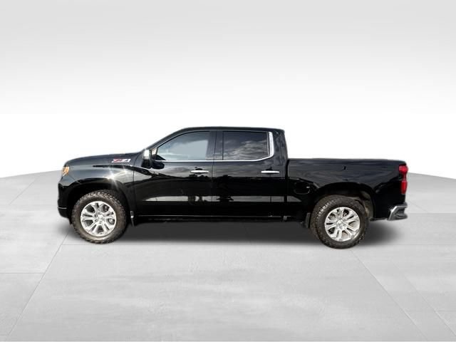 Used 2024 Chevrolet Silverado 1500 LTZ w/ LTZ Premium Package AWD/4WD image 3