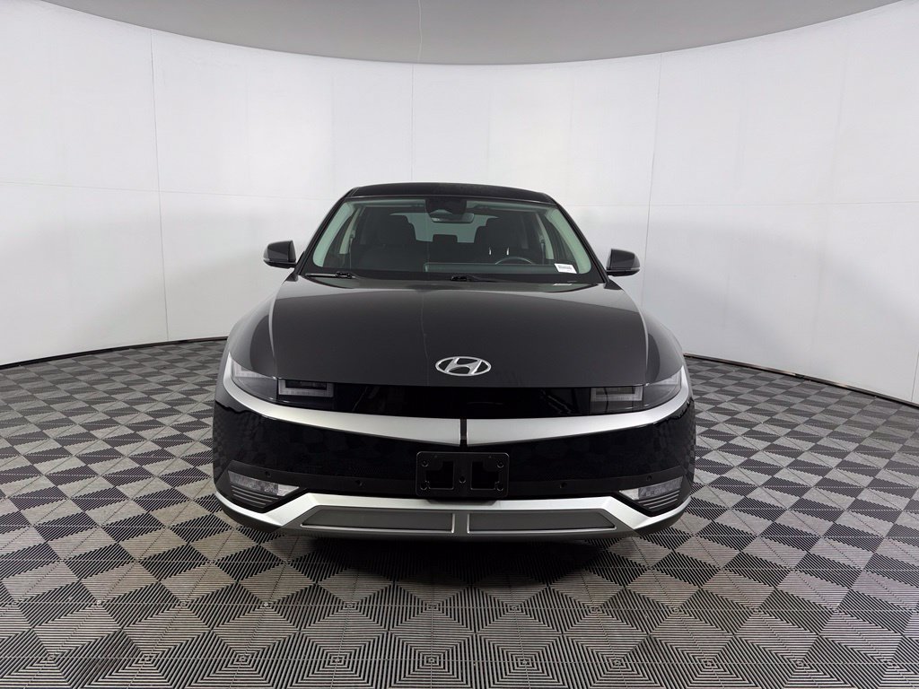 Used 2024 Hyundai Ioniq 5 SEL RWD image 3