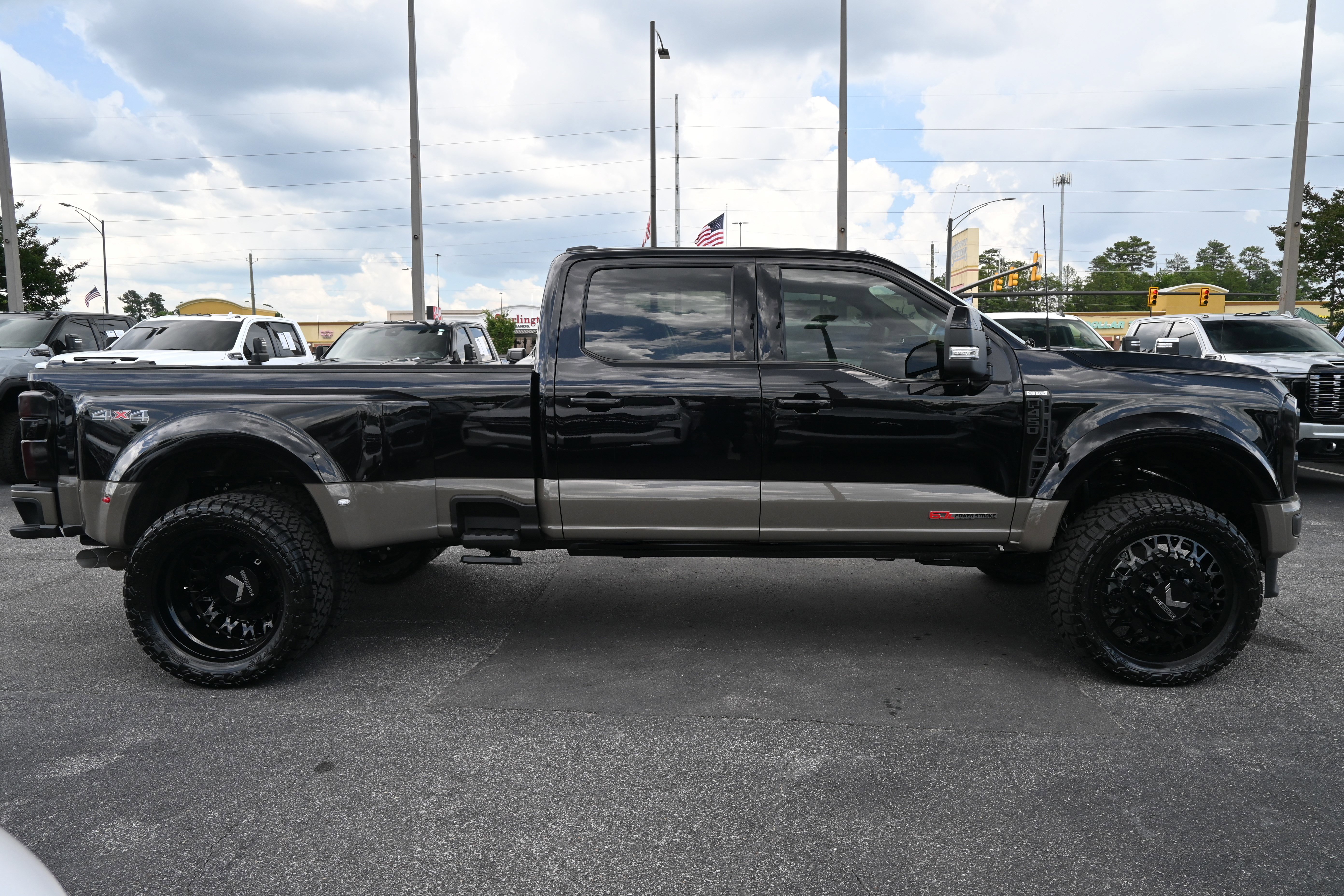 Used 2026 Ford F450 King Ranch w/ Snow Plow/Camper Package AWD/4WD image 11