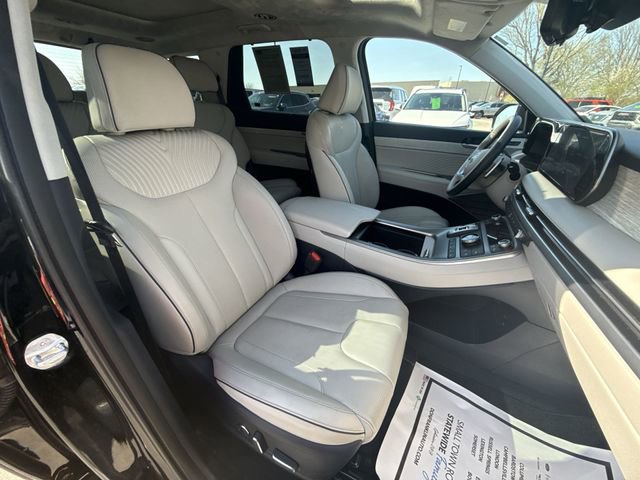 Used 2025 Hyundai Palisade Calligraphy image 25
