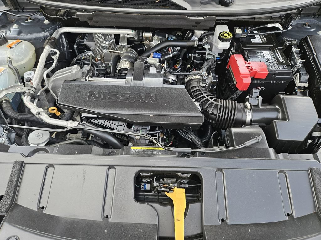 Used 2024 Nissan Rogue S FWD image 22