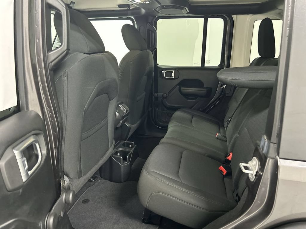 Used 2021 Jeep Wrangler Unlimited Sport AWD/4WD image 19