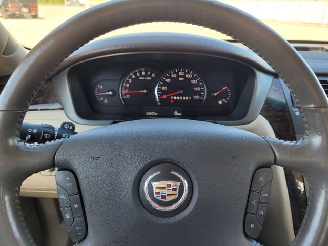 Used 2008 Cadillac DTS w/ Sun And Sound Package image 18