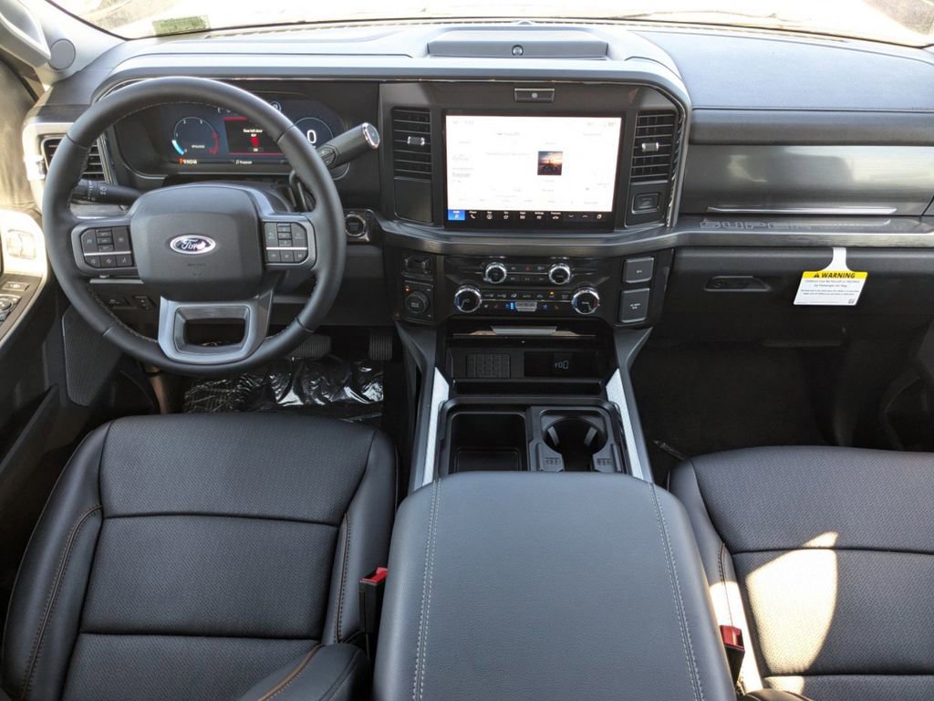 New 2025 Ford F550 4x4 Crew Cab Super Duty image 16