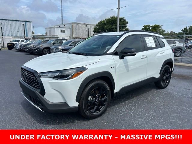 Used 2025 Toyota Corolla Cross LE FWD image 3