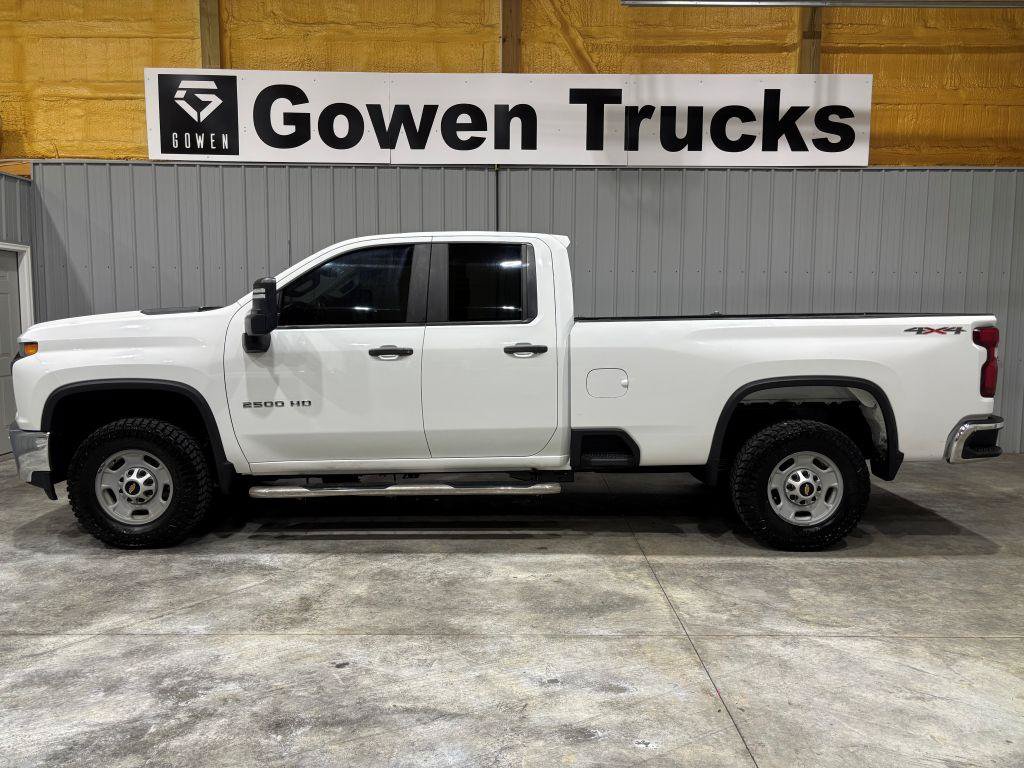 Used 2020 Chevrolet Silverado 2500 W/T w/ WT Convenience Package AWD/4WD image 2