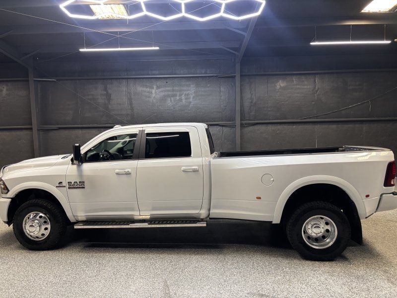 Used 2018 RAM 3500 Laramie w/ Sport Appearance Group AWD/4WD image 8