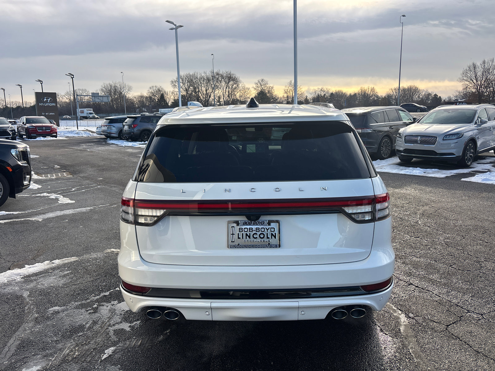 Certified 2025 Lincoln Aviator Reserve w/ Equipment Group 201A image 6