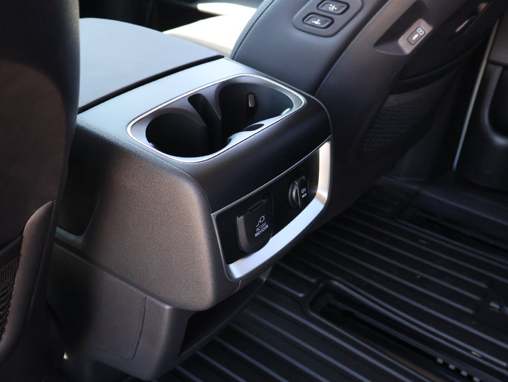 New 2027 Kia Carnival SX w/ Dark Edition Package FWD image 17