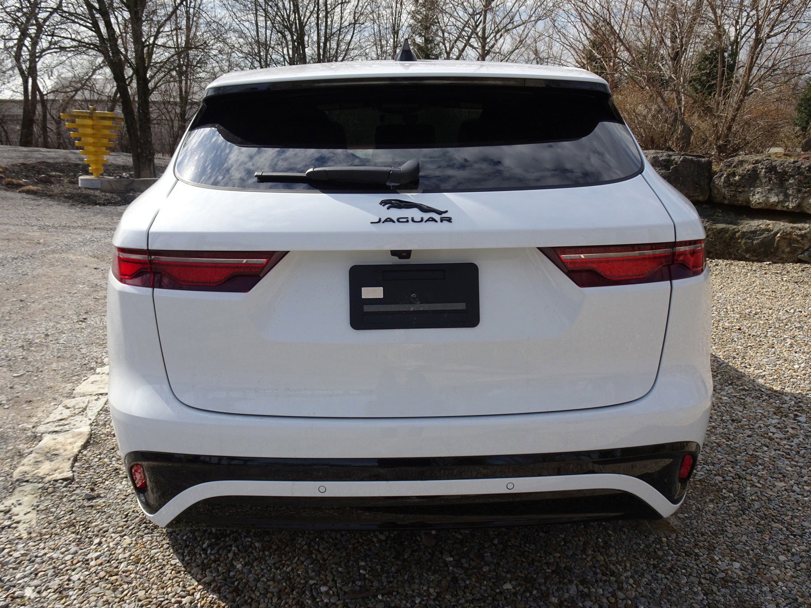 New 2025 Jaguar F-PACE R-Dynamic S image 11