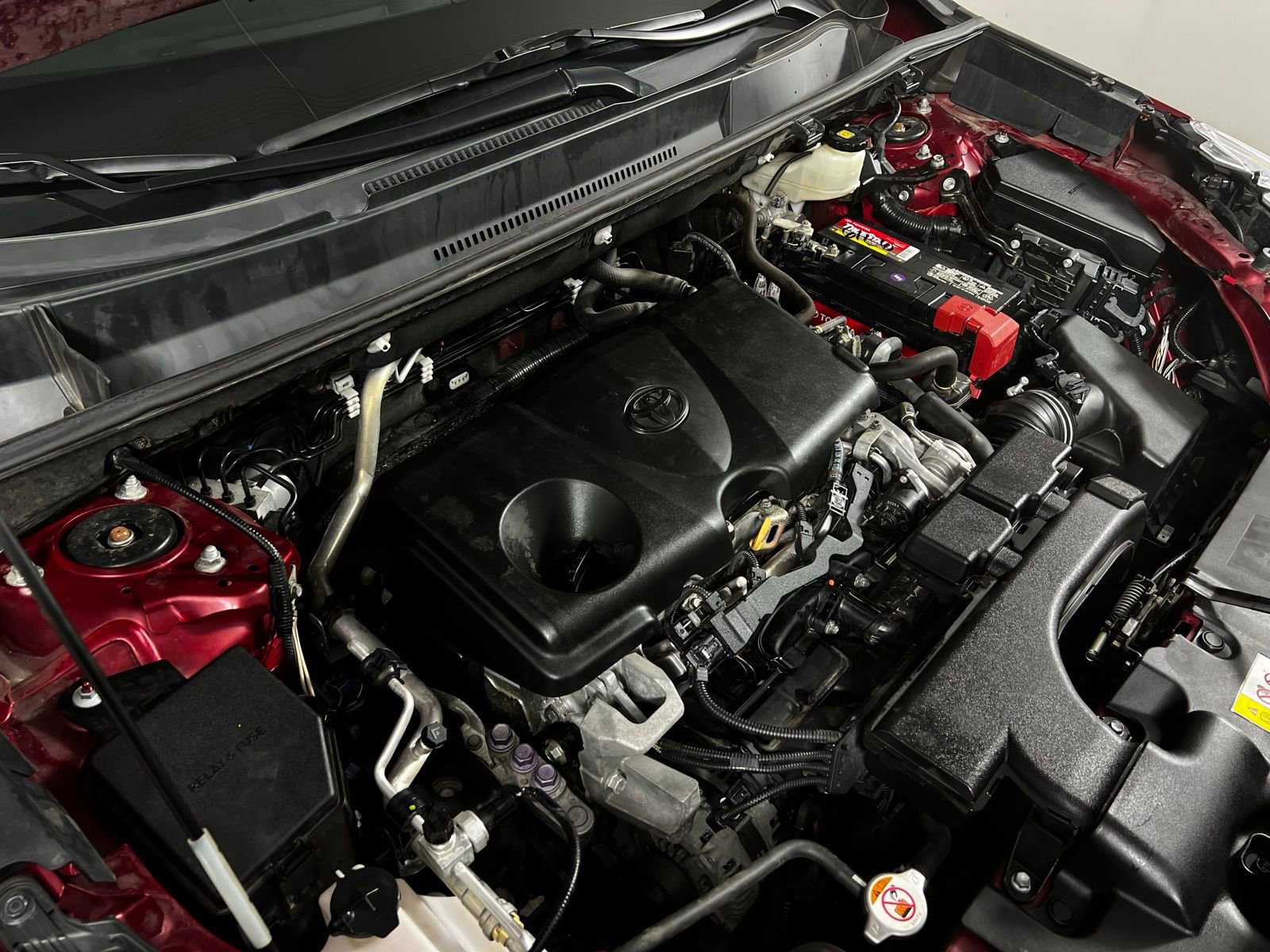 Used 2020 Toyota RAV4 XLE Premium image 10