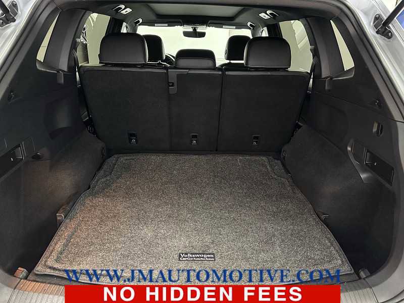 Used 2021 Volkswagen Tiguan SE R-Line image 17