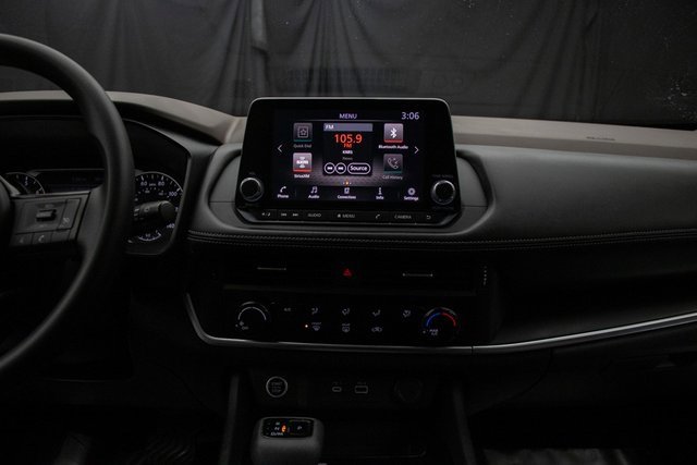 Used 2021 Nissan Rogue S image 23