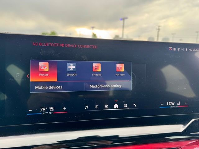 Certified 2024 BMW 540i xDrive w/ Premium Package AWD/4WD image 19