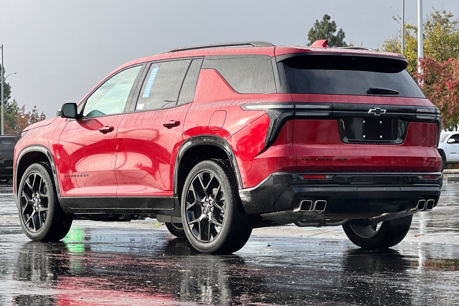 Certified 2024 Chevrolet Traverse RS w/ LPO, Floor Liner Package image 10