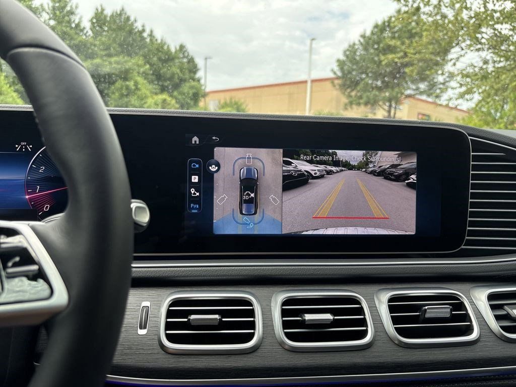 Certified 2025 Mercedes-Benz GLS 450 4MATIC image 33