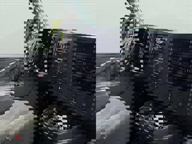 Used 2017 GMC Savana 2500 image 38