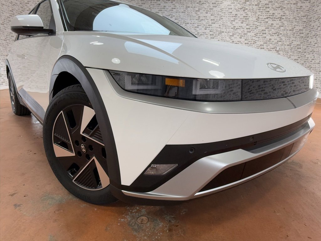 New 2026 Hyundai Ioniq 5 SE image 10