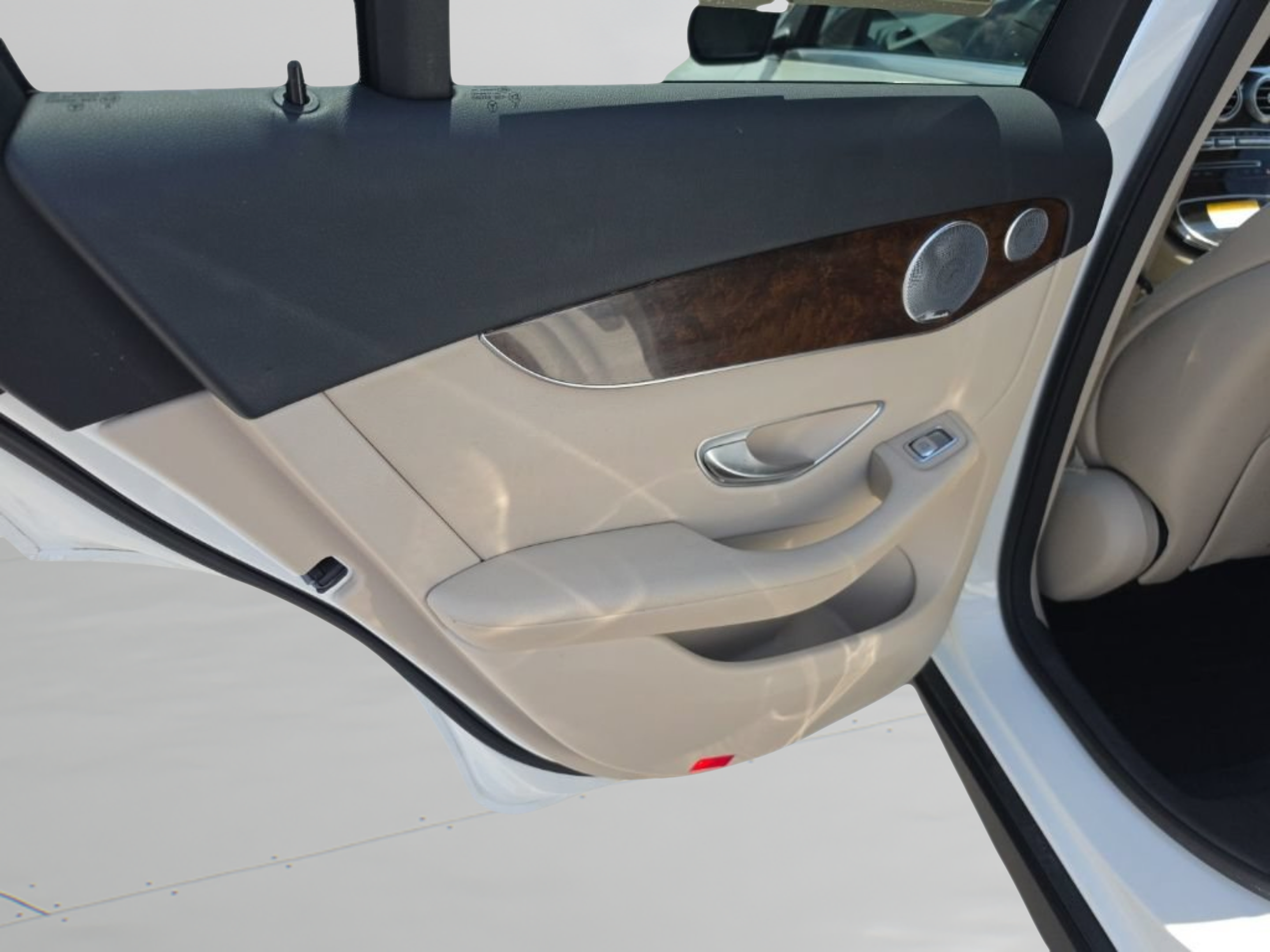 Used 2017 Mercedes-Benz GLC 300 image 22