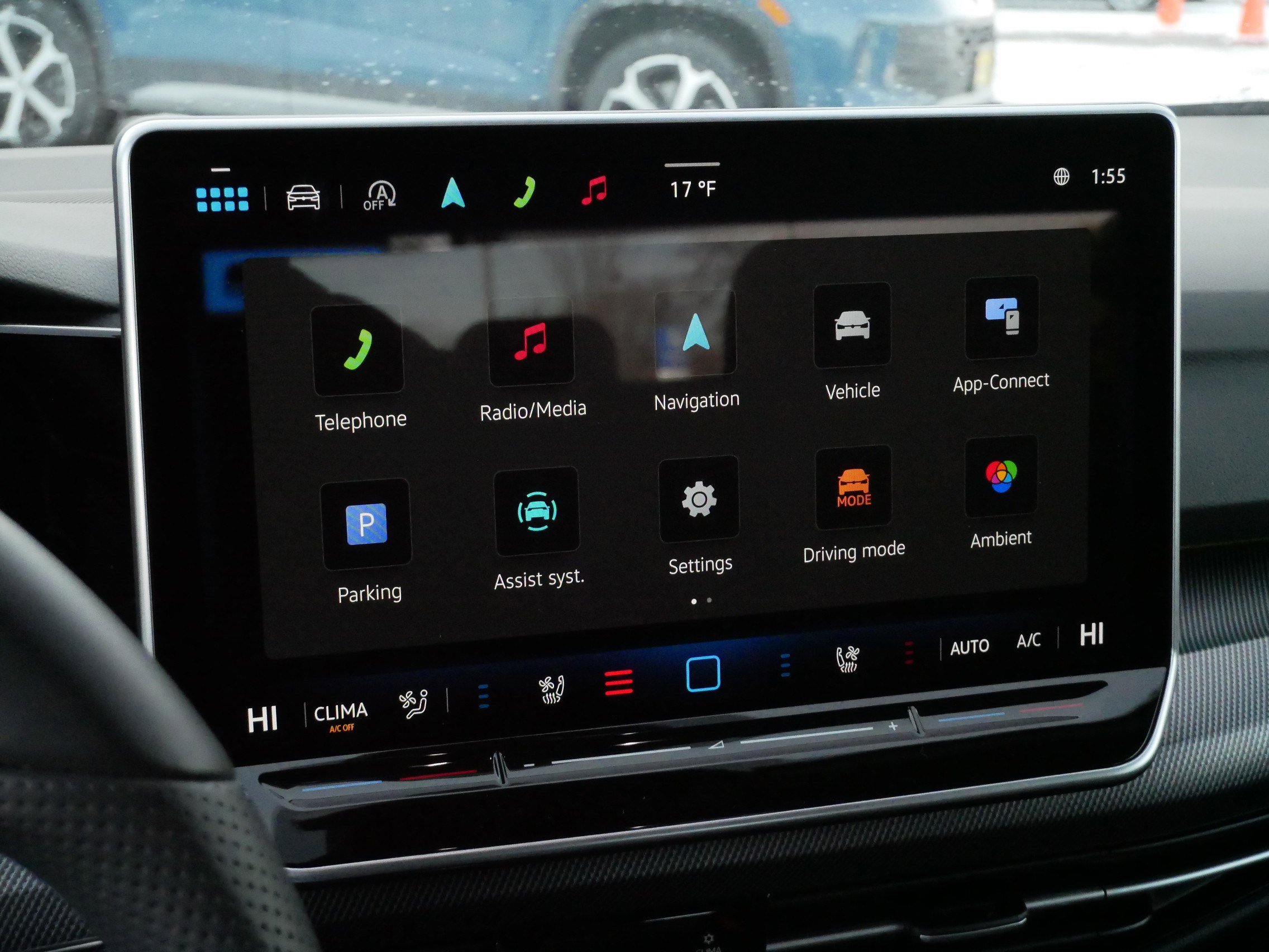 Used 2025 Volkswagen Golf image 22