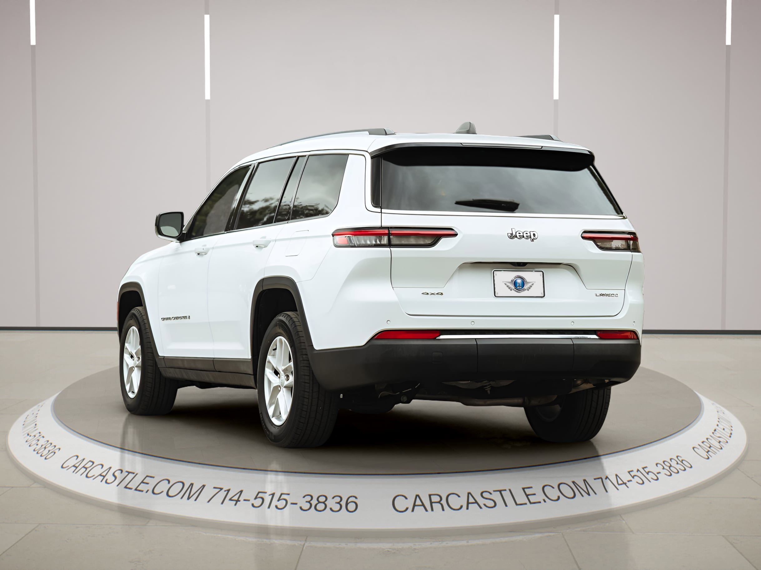 Used 2023 Jeep Grand Cherokee L Laredo AWD/4WD image 8