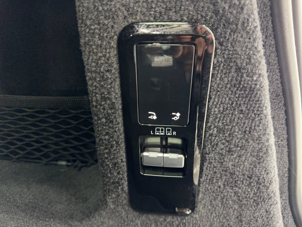 Used 2024 Land Rover Range Rover Sport Dynamic SE image 78