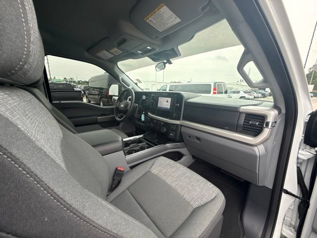 Used 2025 Ford F250 XLT w/ FX4 Off-Road Package AWD/4WD image 23
