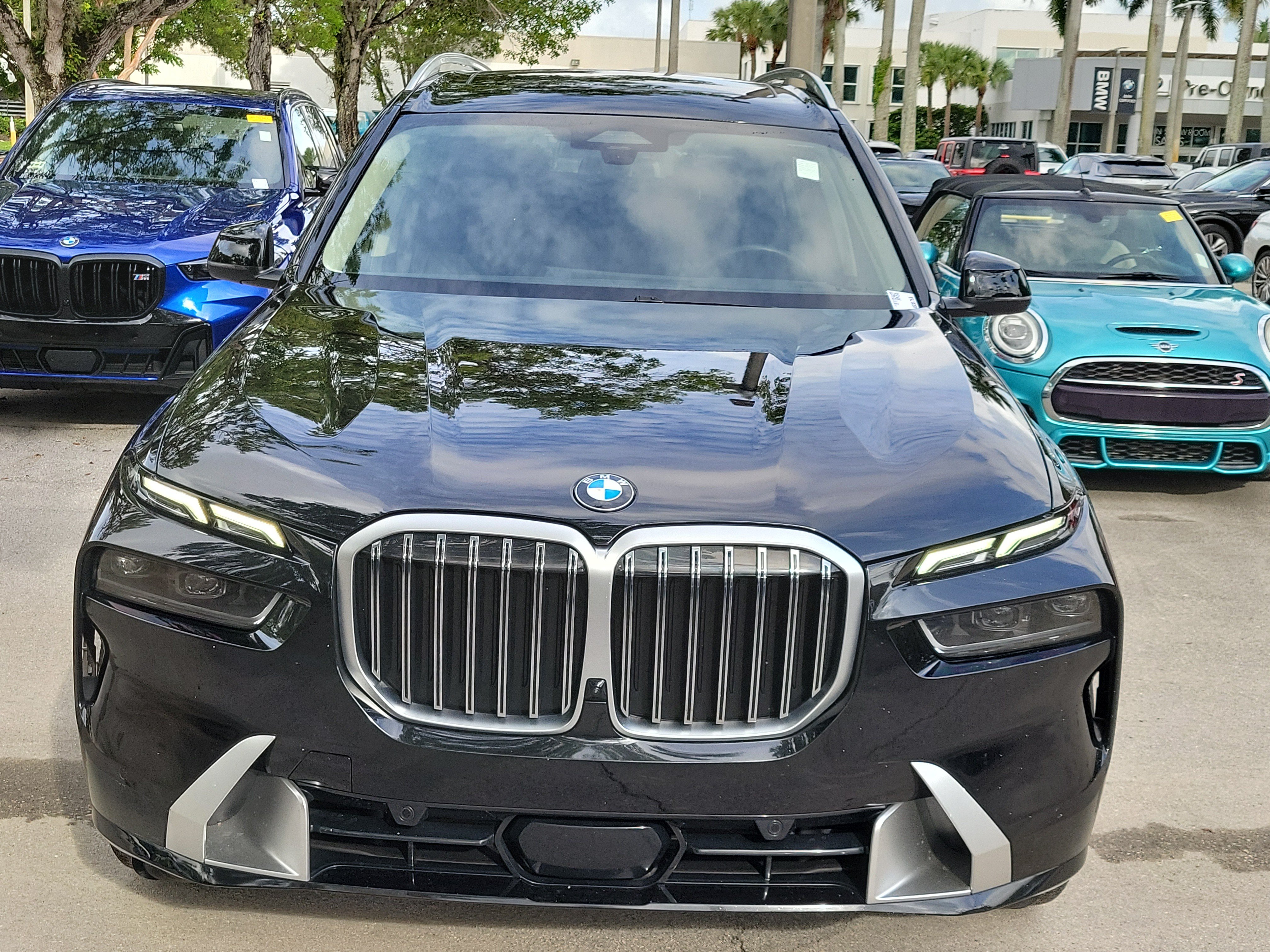 Certified 2024 BMW X7 xDrive40i AWD/4WD image 2