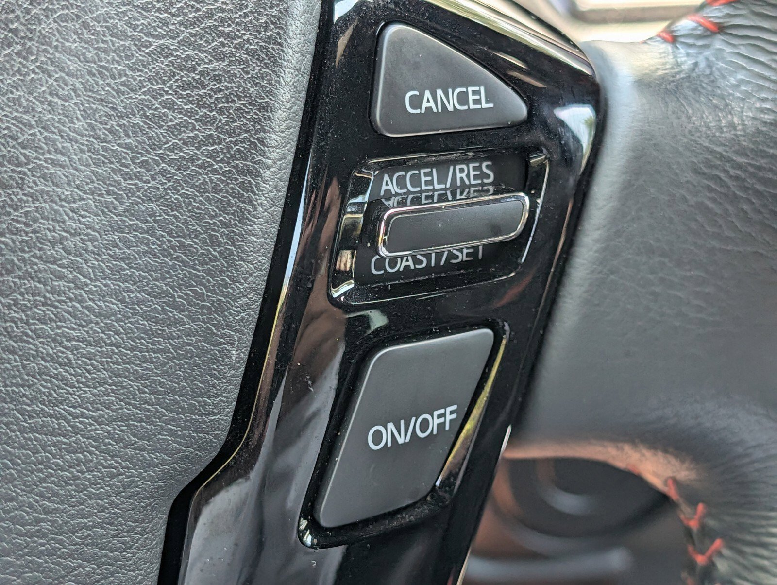 Certified 2024 Nissan Frontier Pro-X RWD image 28