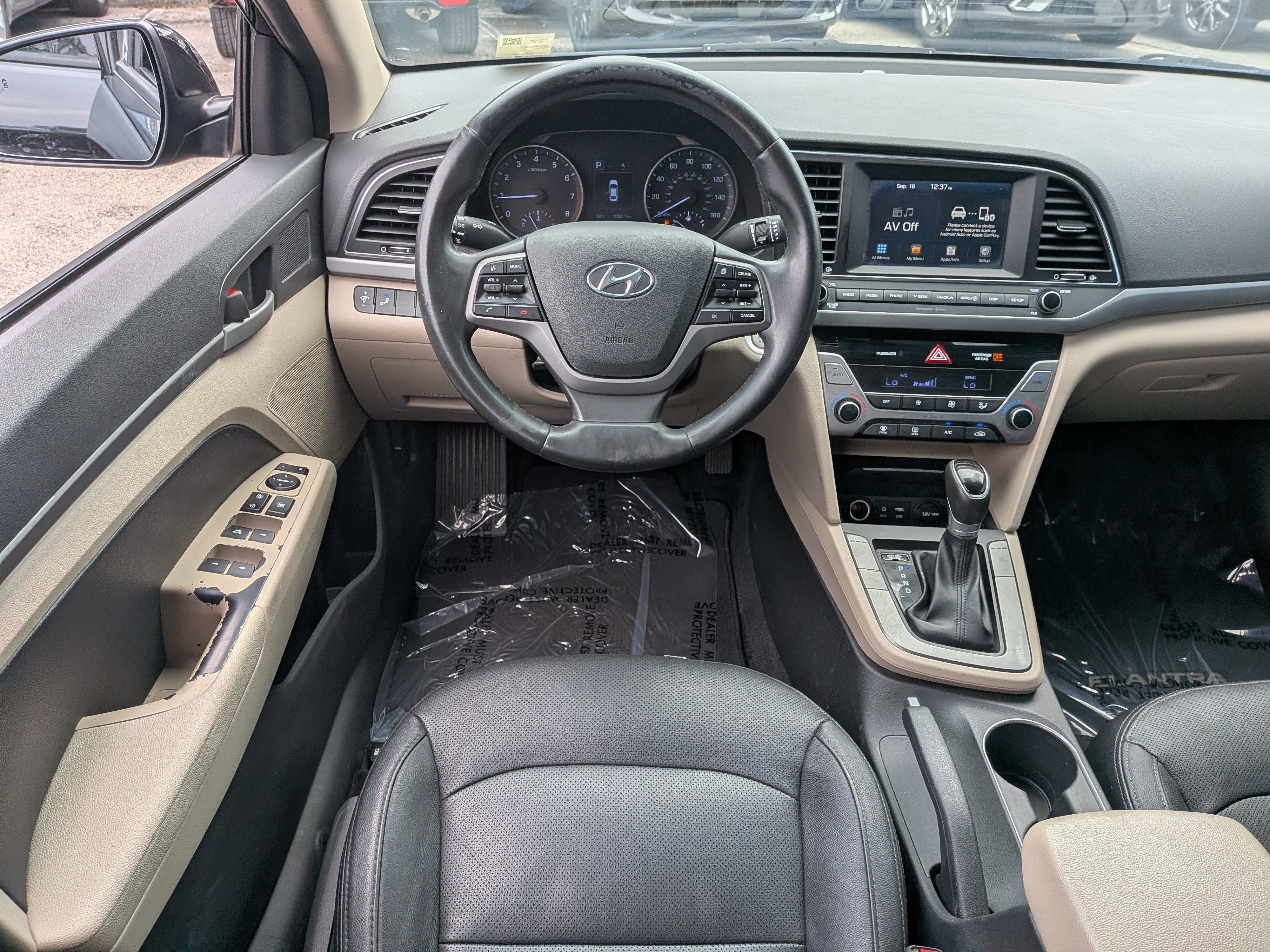 Used 2018 Hyundai Elantra Value Edition FWD image 17