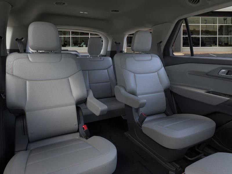 New 2025 Ford Explorer Active w/ Active Comfort Package image 15