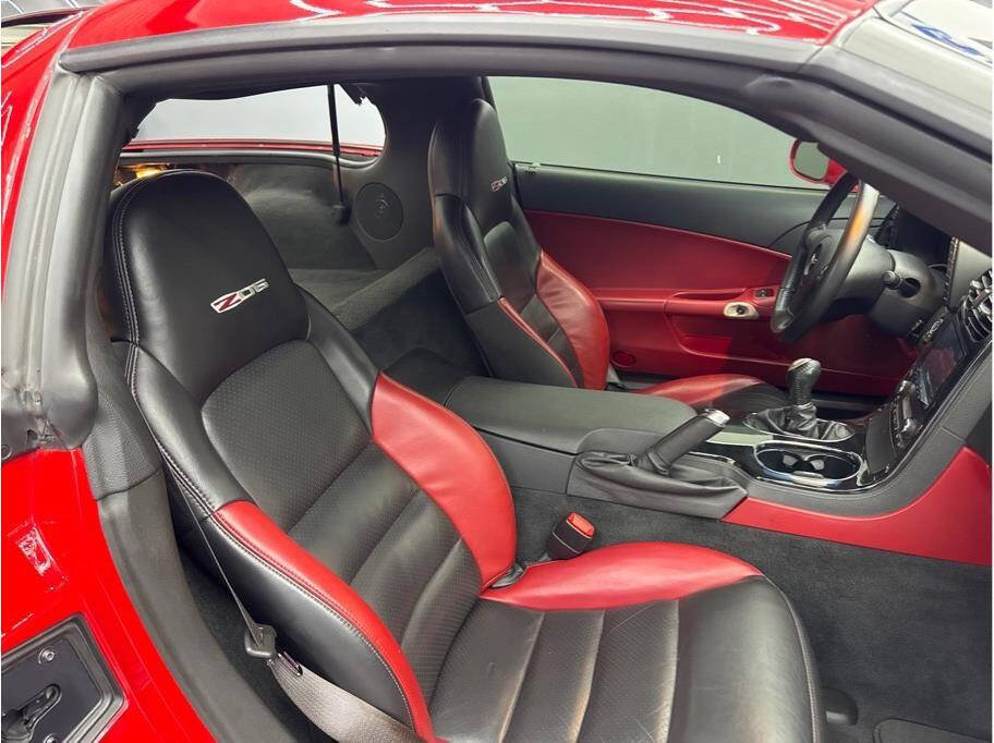 Used 2009 Chevrolet Corvette Z06 RWD image 15