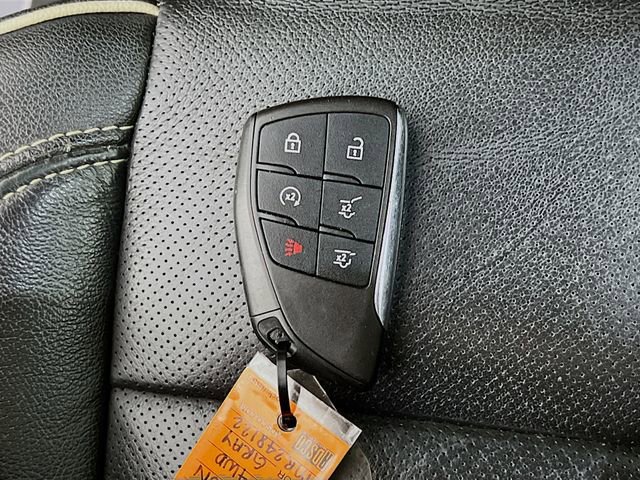 Used 2021 GMC Yukon SLT w/ SLT Luxury Package image 32