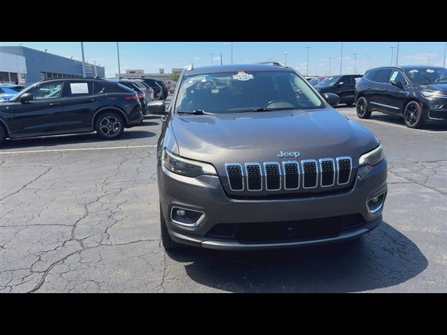 Used 2021 Jeep Cherokee Limited AWD/4WD image 3