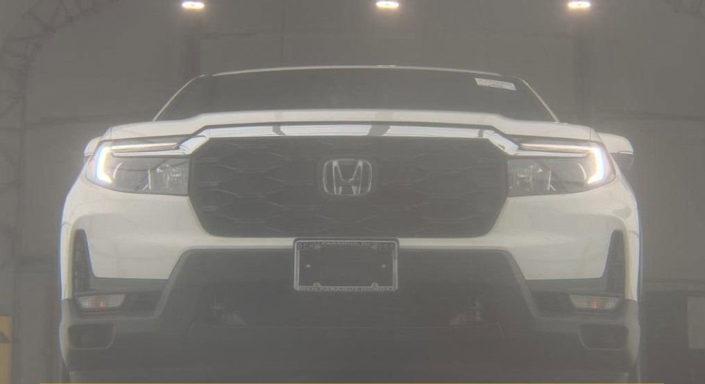 Used 2023 Honda Passport EX-L image 3