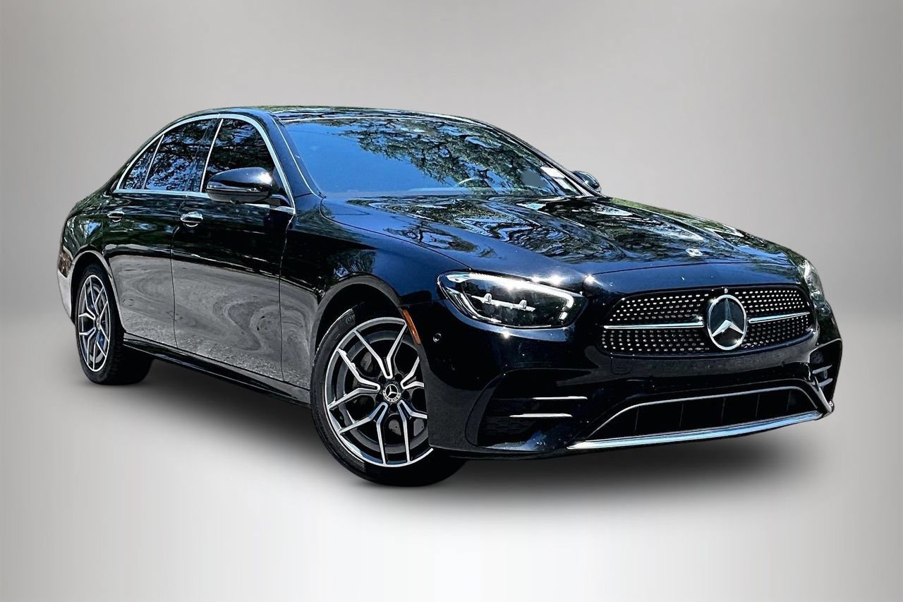 Used 2022 Mercedes-Benz E 450 4MATIC Sedan image 2